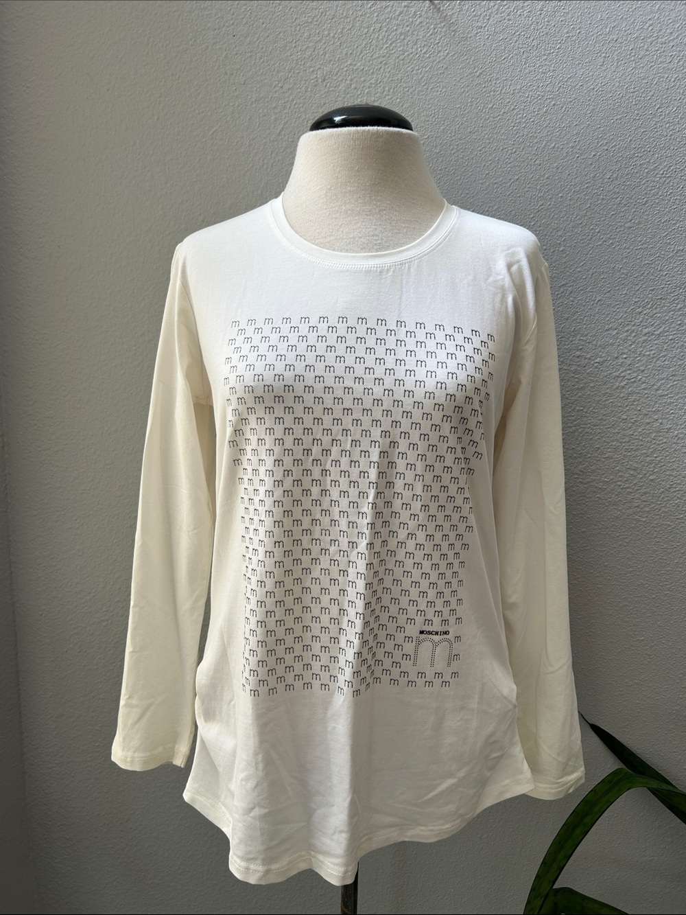 Moschino Cream Long-Sleeve Graphic Crew Tee M